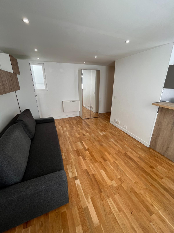 Image 2 de Location Appartement 22m2 Paris 7