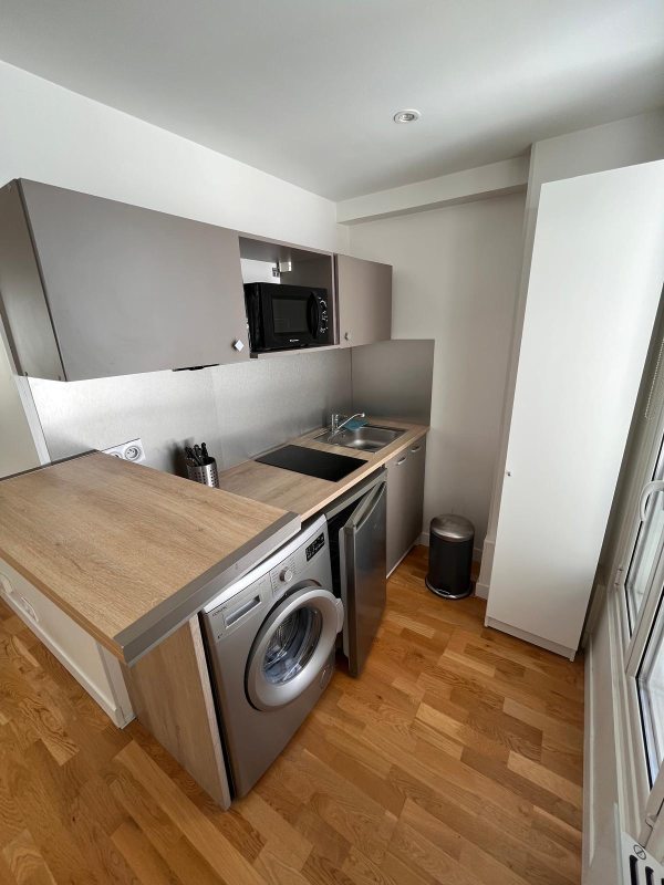 Image 3 de Location Appartement 22m2 Paris 7