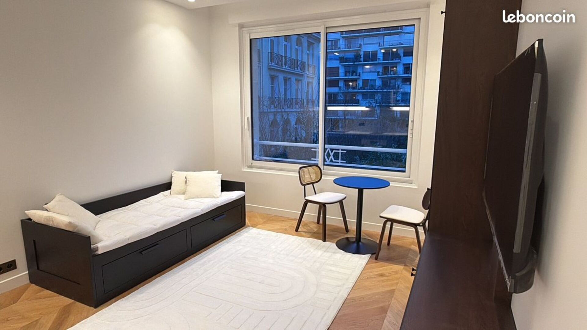 Location Appartement 22m2 PARIS 16