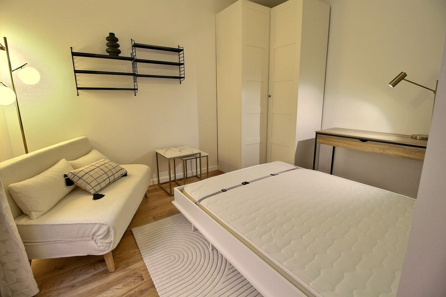 Image 4 de Location Appartement 21m2 PARIS 9