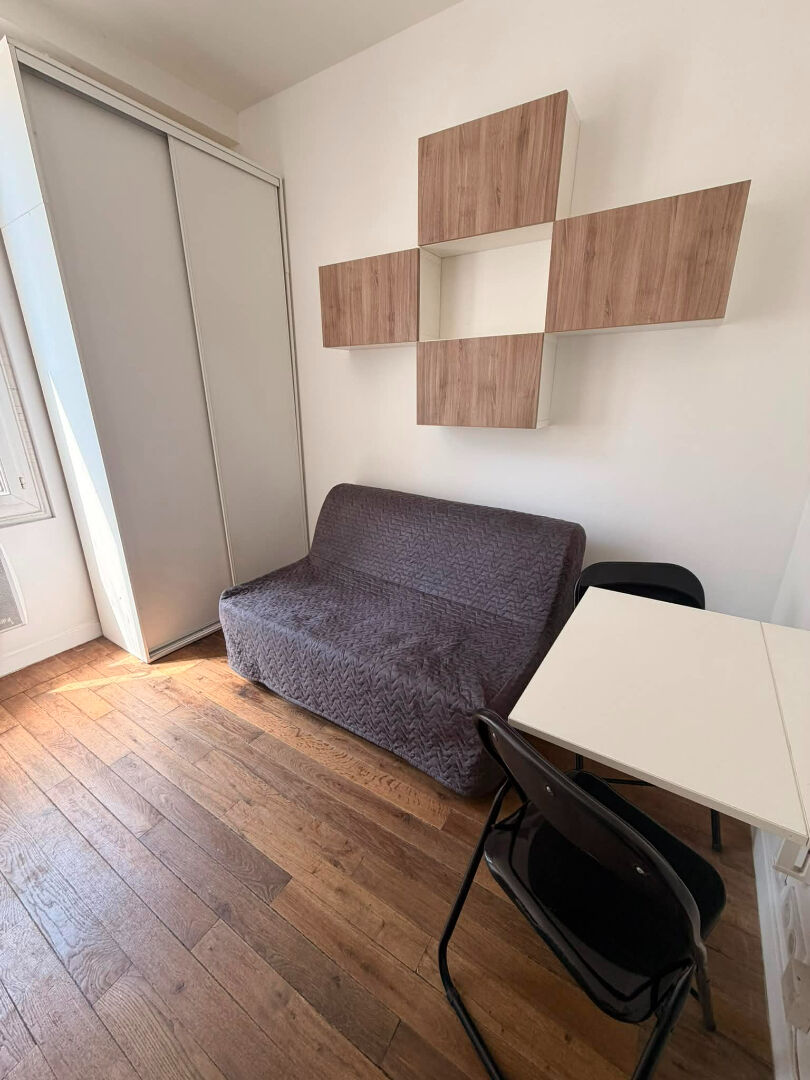 Image 2 de Location Appartement 13m2 PARIS 15