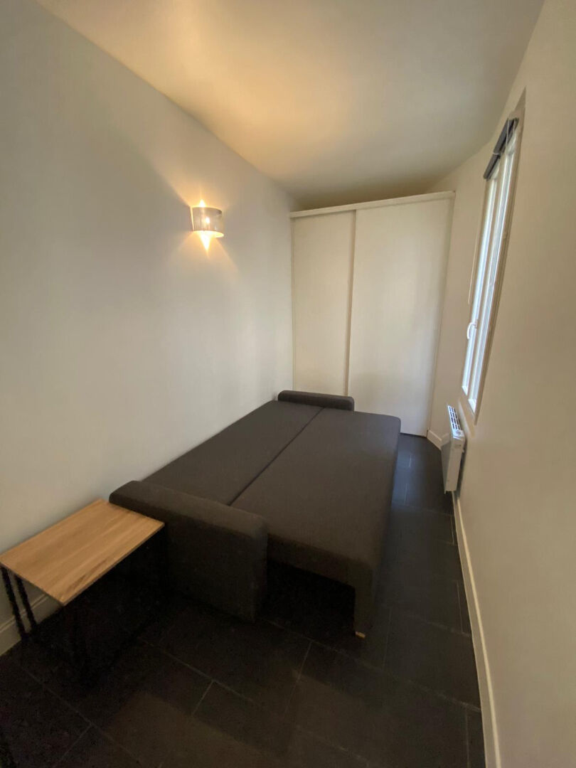 Image 3 de Location Appartement 18m2 PARIS 18