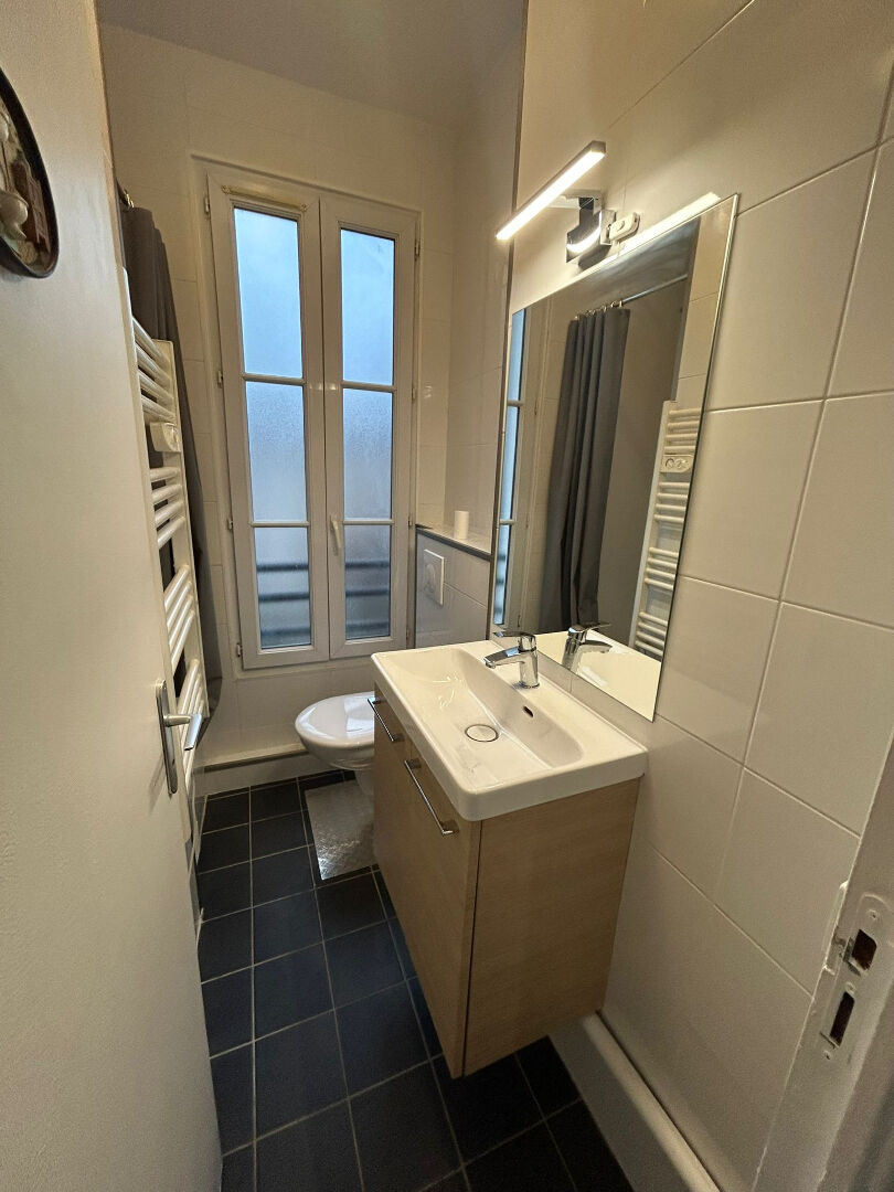 Image 5 de Location Appartement 26m2 PARIS 15