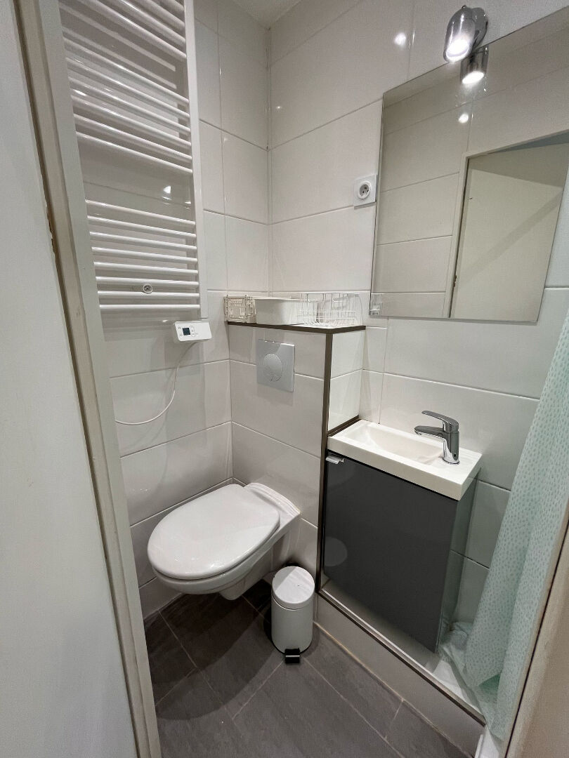 Image 5 de Location Appartement 11m2 GARCHES