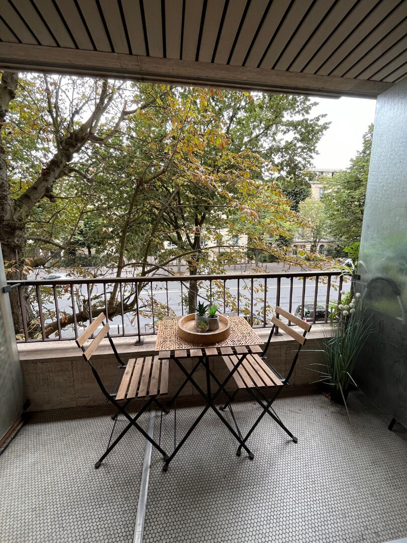 Image 4 de Location Appartement 11m2 PARIS 16