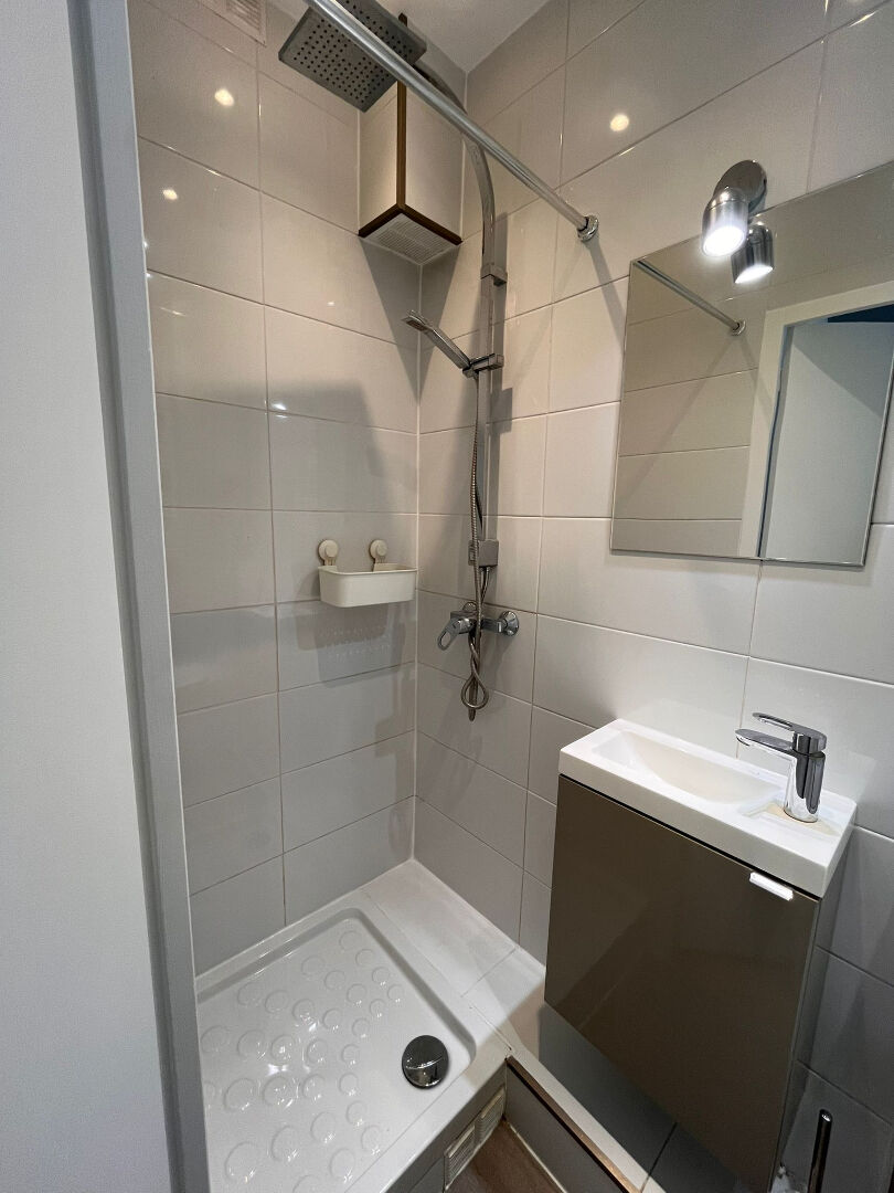Image 5 de Location Appartement 15m2 Paris 16