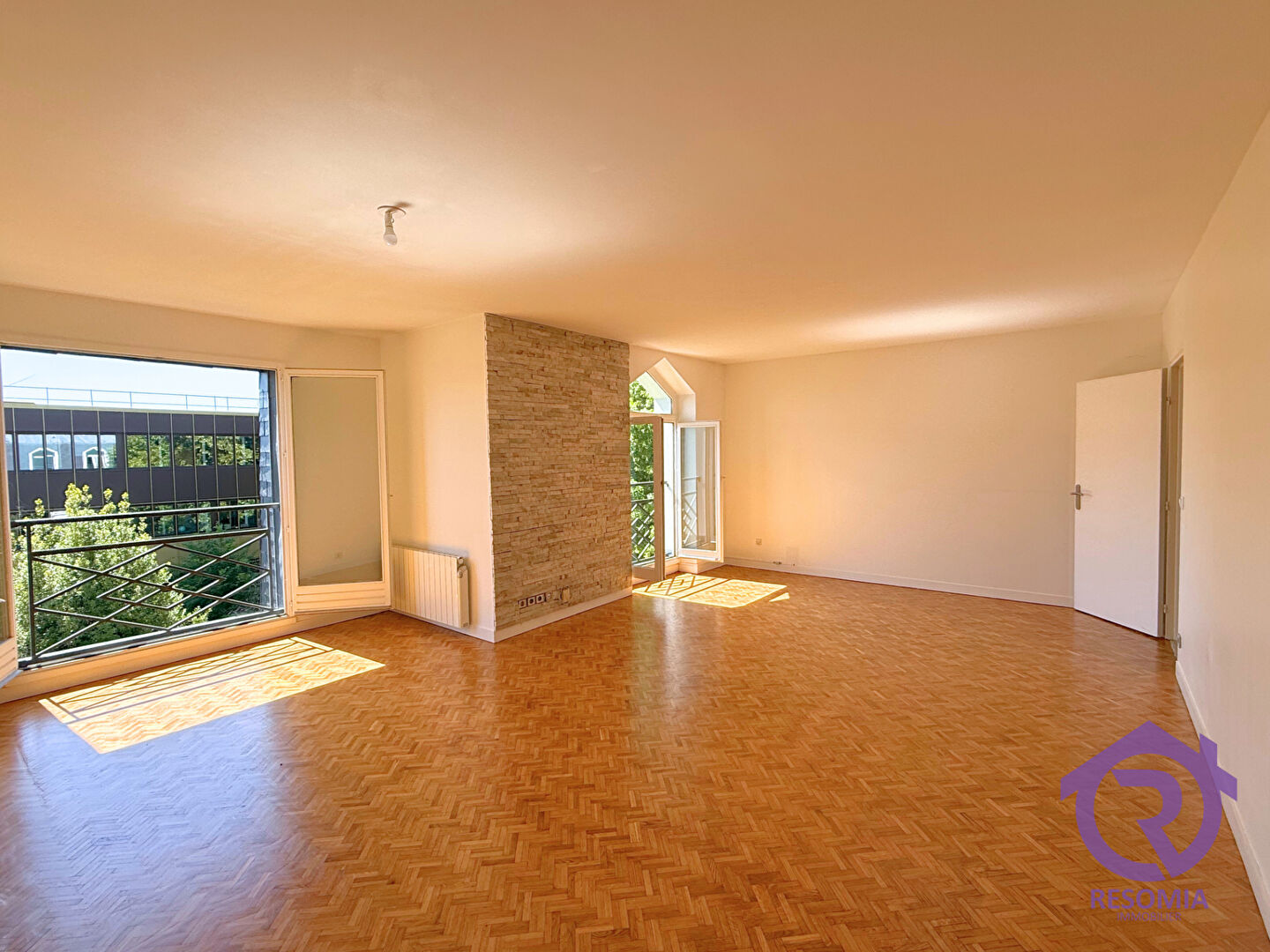 Agence immobilière de RESOMIA IMMOBILIER - RESOMIA IMMOBILIER CHATILLON