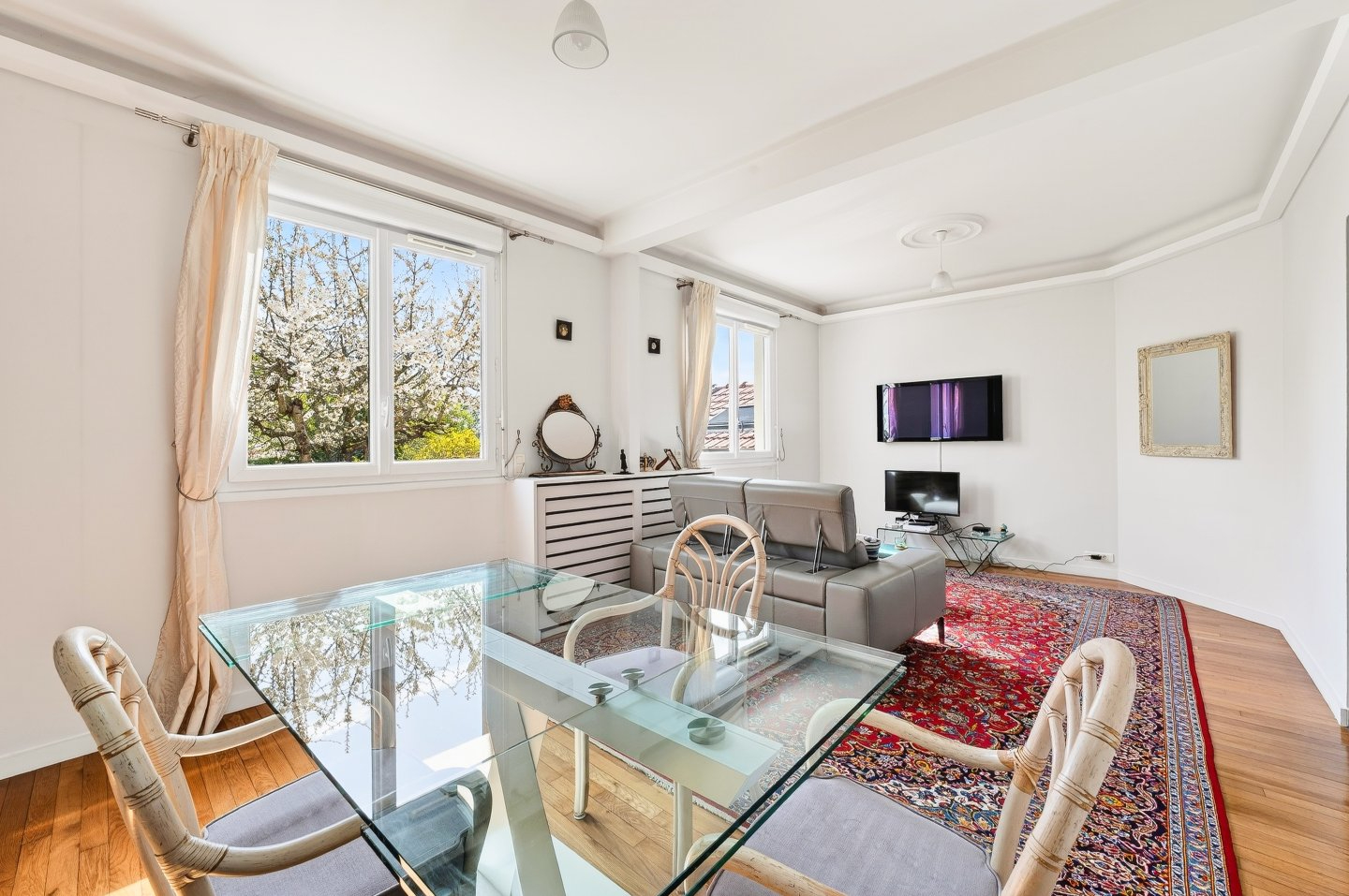 Agence immobilière de RESOMIA IMMOBILIER CLAMART