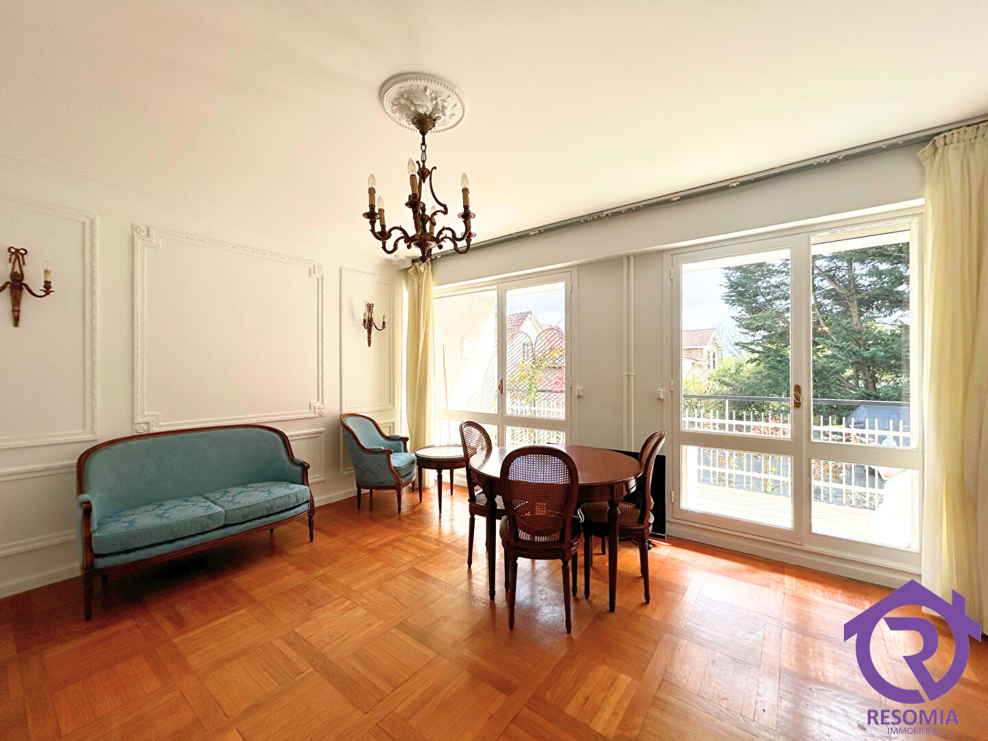 Agence immobilière de RESOMIA IMMOBILIER - RESOMIA IMMOBILIER CHATILLON