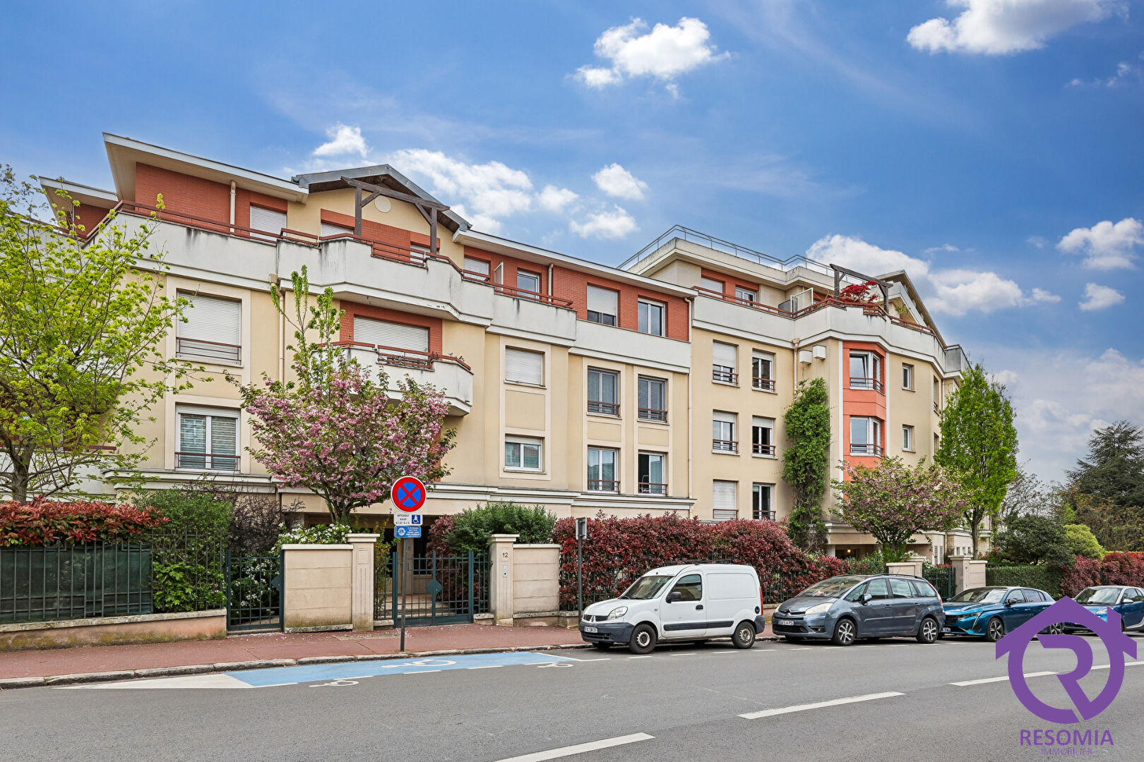 Agence immobilière de RESOMIA IMMOBILIER - RESOMIA IMMOBILIER CHATILLON