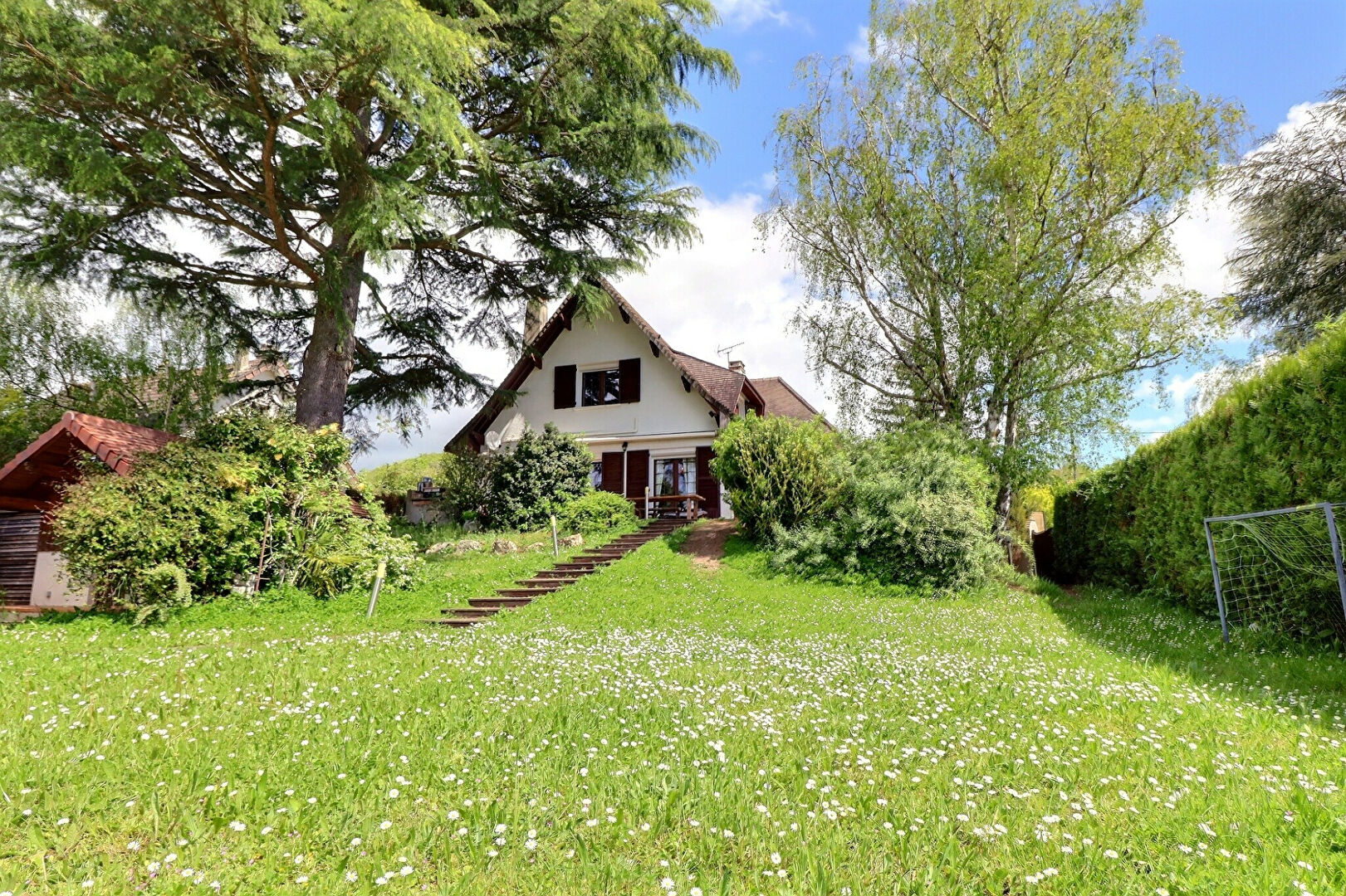 Photo Maison 6 pièces 218 m2 image 2/6