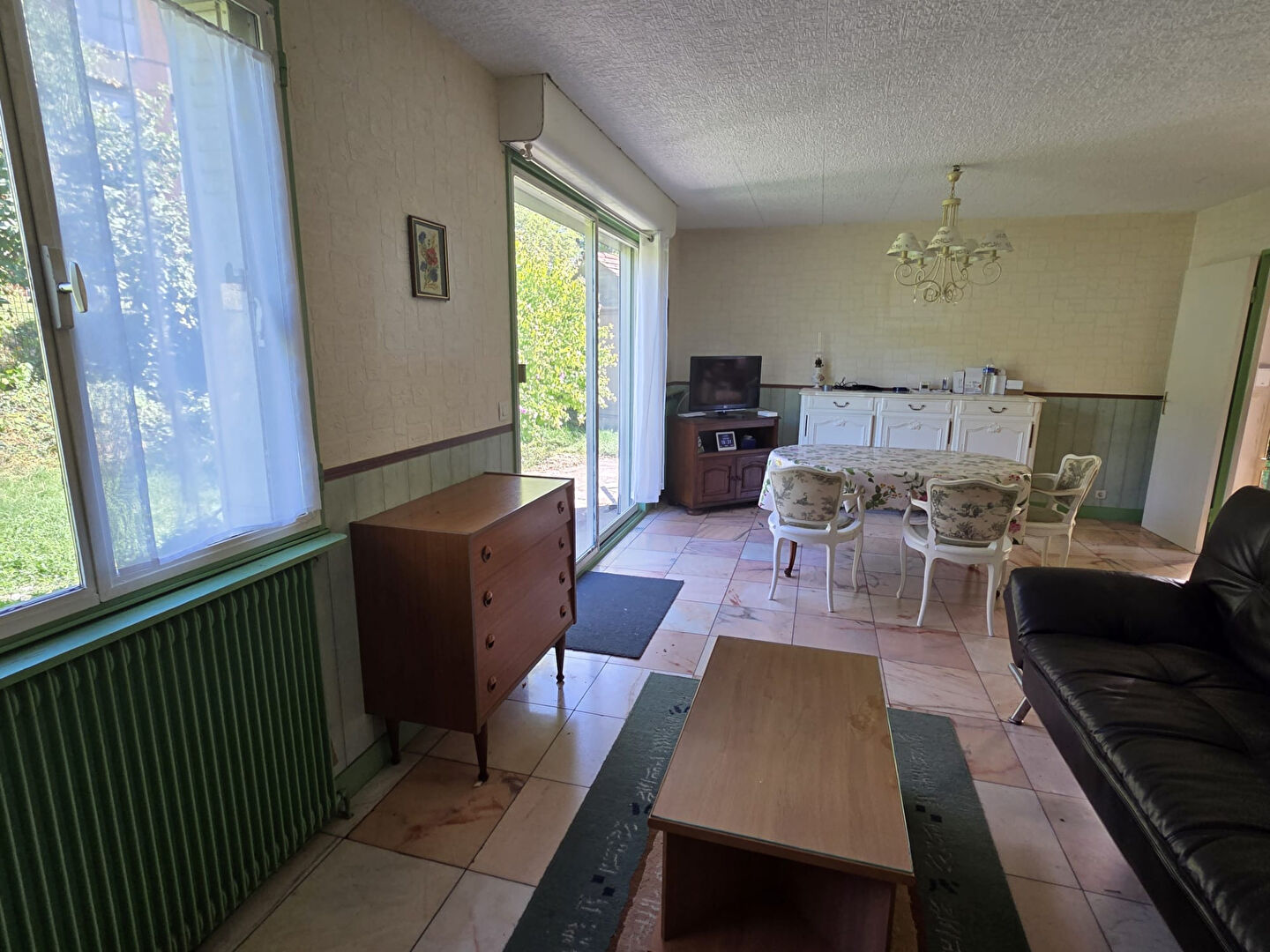 Photo MAISON FAMILIALE AVEC JARDIN - 7 PIÈCES - LE KREMLIN-BICÊTRE - CALME & POTENTIEL LOCATIF image 4/6