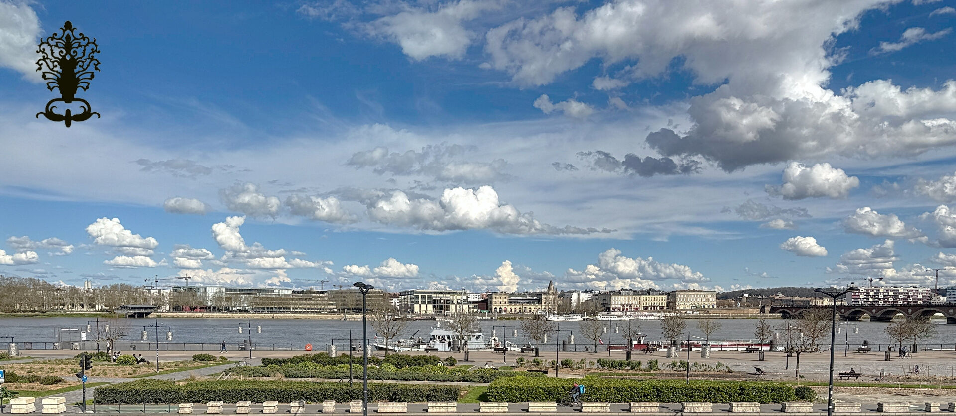 Photo BORDEAUX  PROCHE  PLACE DE LA BOURSE VUE QUAI : APPARTEMENT TYPE 2 image 6/6
