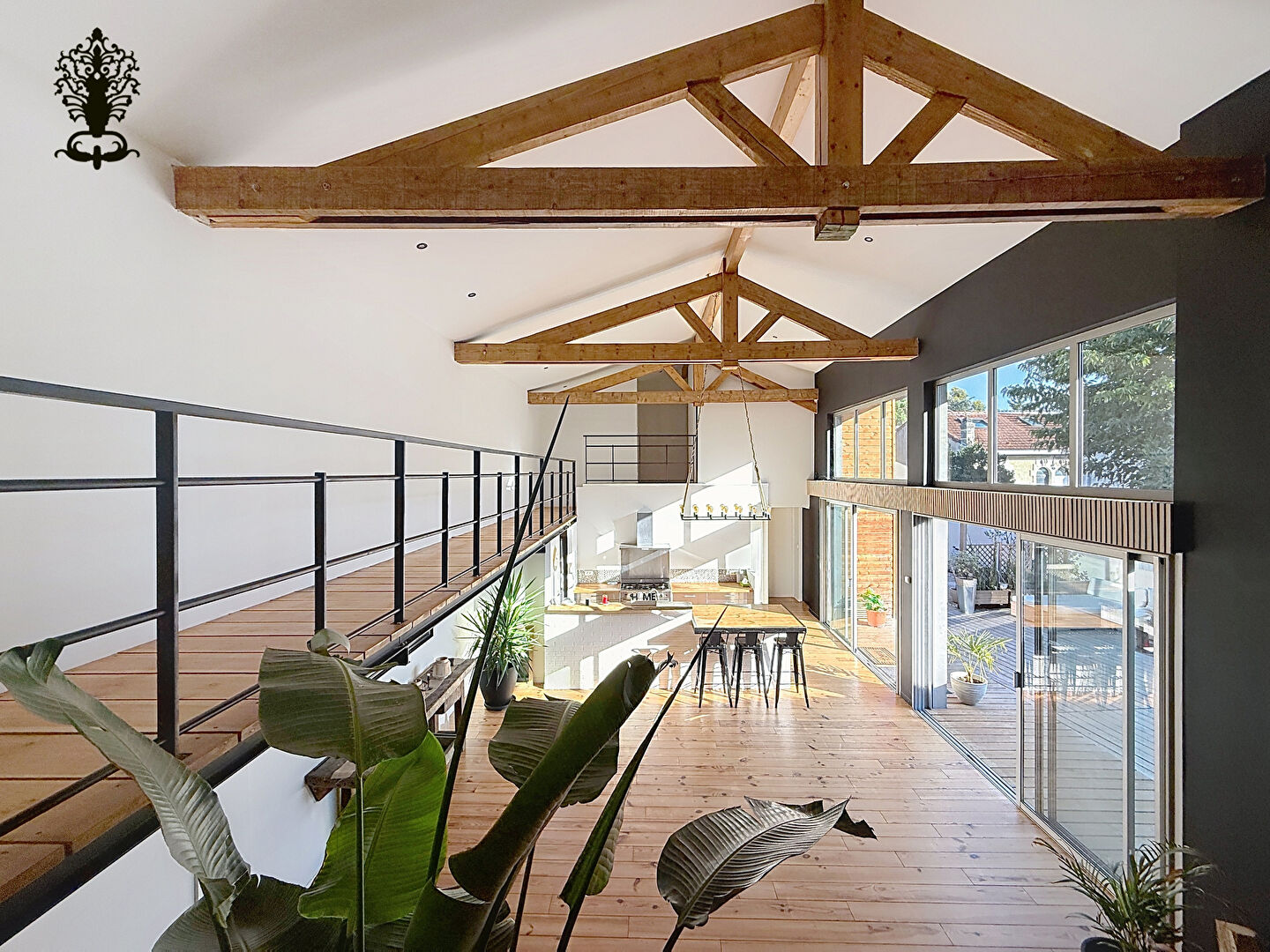 Maison 200m2 grand garage et dependance