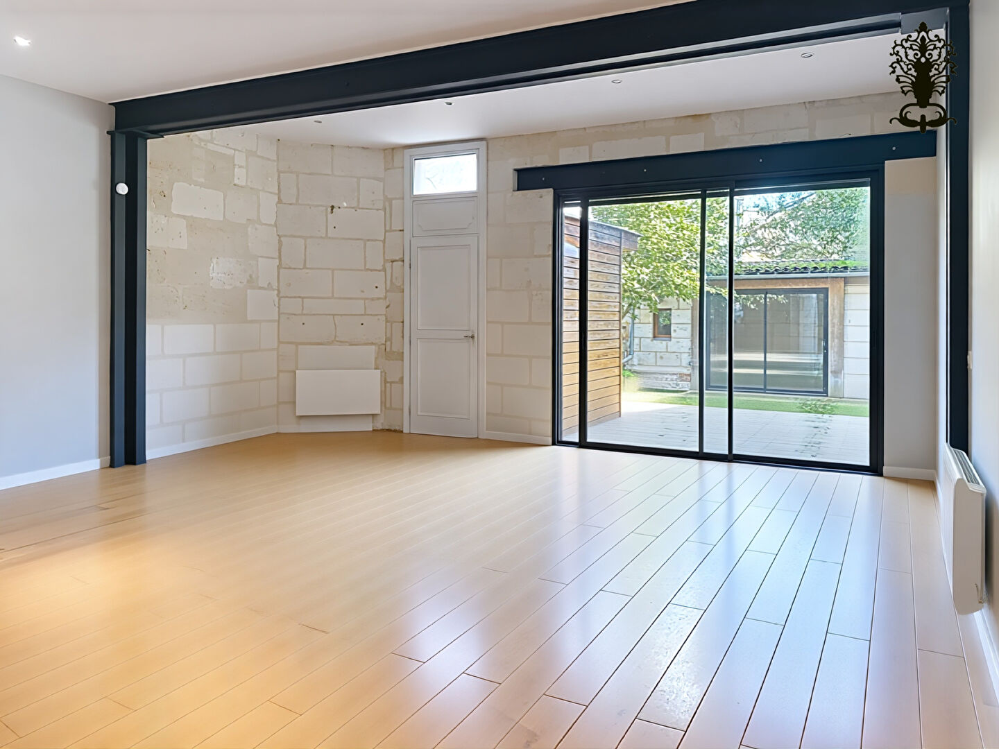 Agence immobilière de ROUSSELLE IMMO PRESTIGE - ROUSSELLE IMMO PRESTIGE