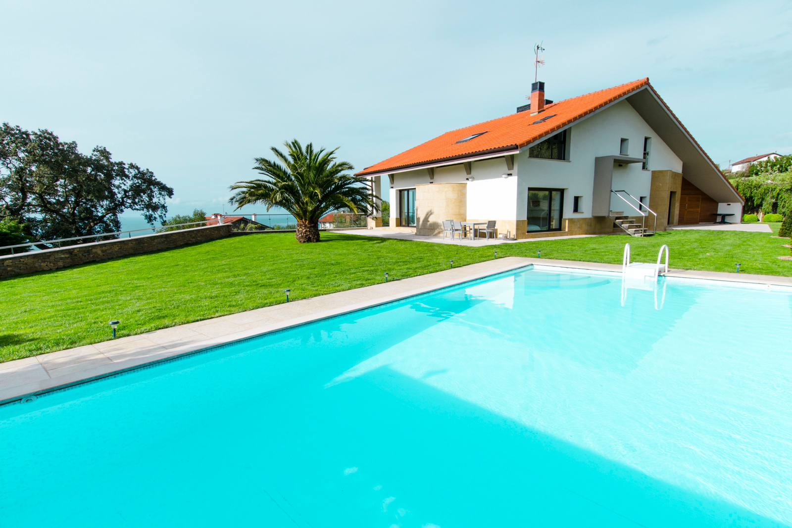 Agence immobilière de ROUSSELLE IMMO PRESTIGE - ROUSSELLE IMMO PRESTIGE