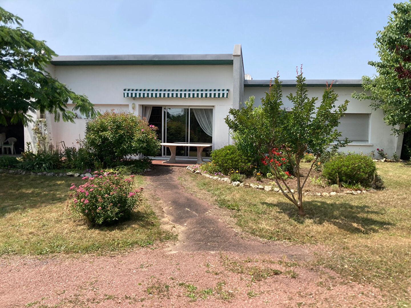 ST PALAIS SUR MER - VILLA