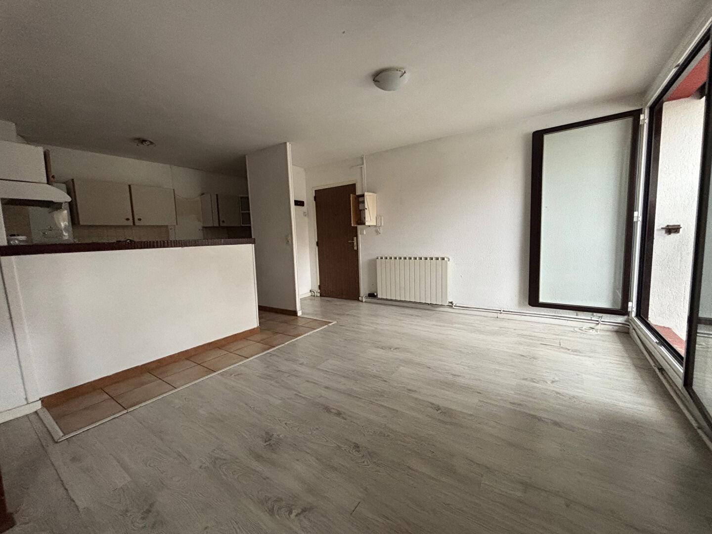 Photo TROIS PIECES CENTRE VILLE image 5/6