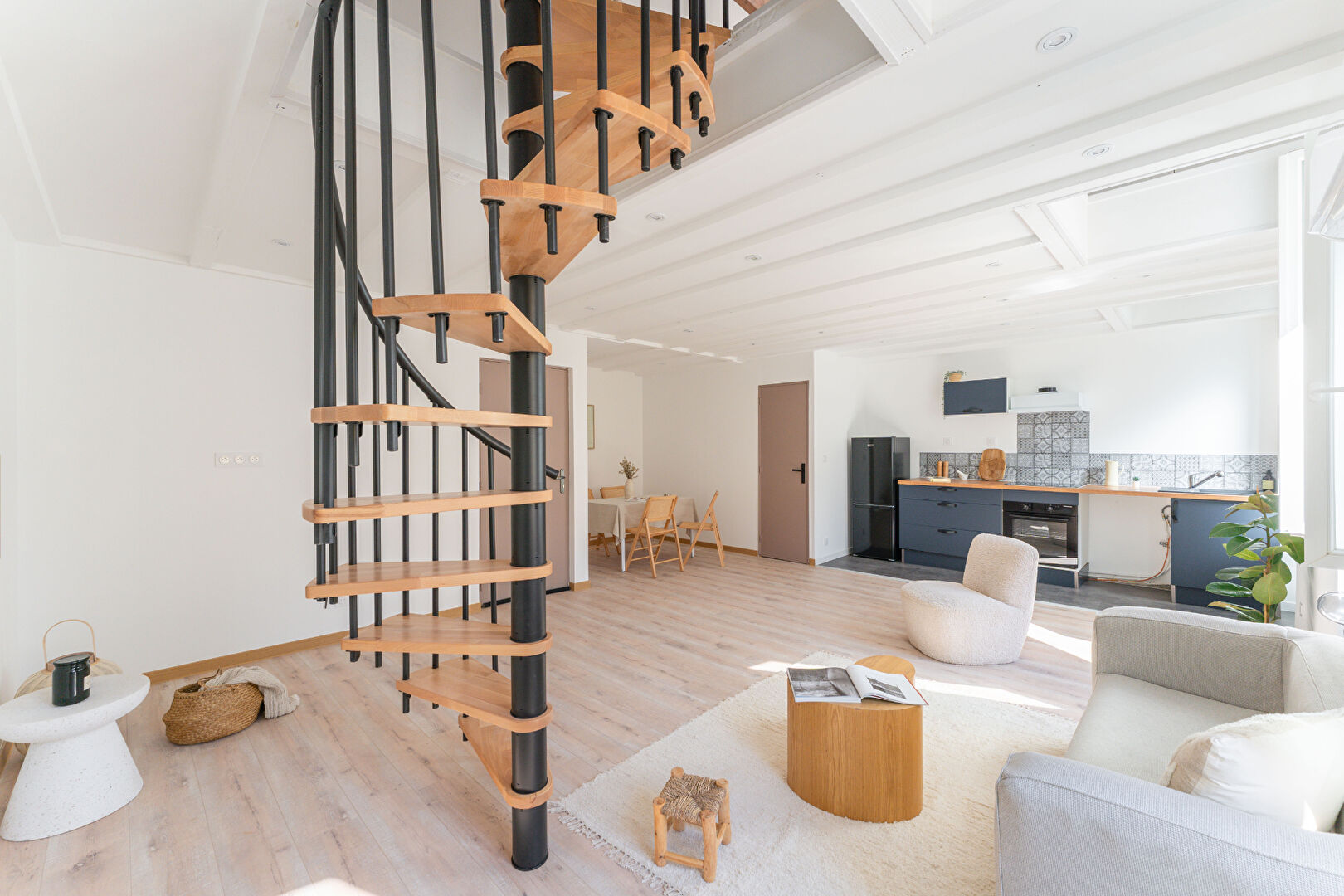 Photo Appartement 2 pièces 70 m2 - Coeur Joliette / Marseille 2 image 4/6