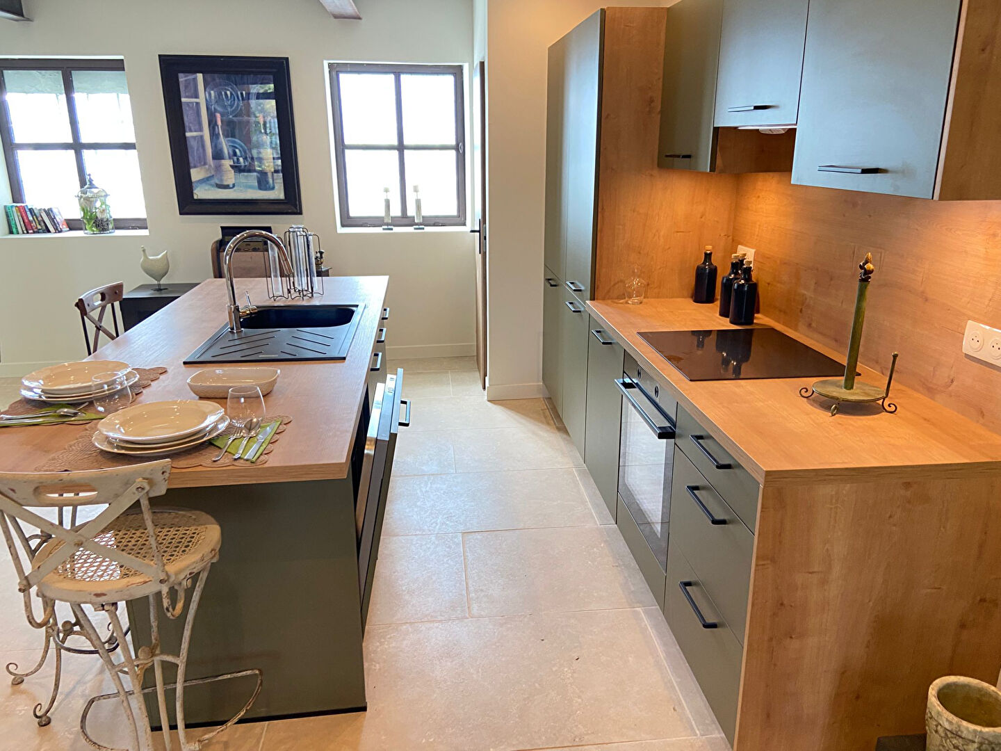 Photo Loft rénové Centre de Cucuron image 2/6