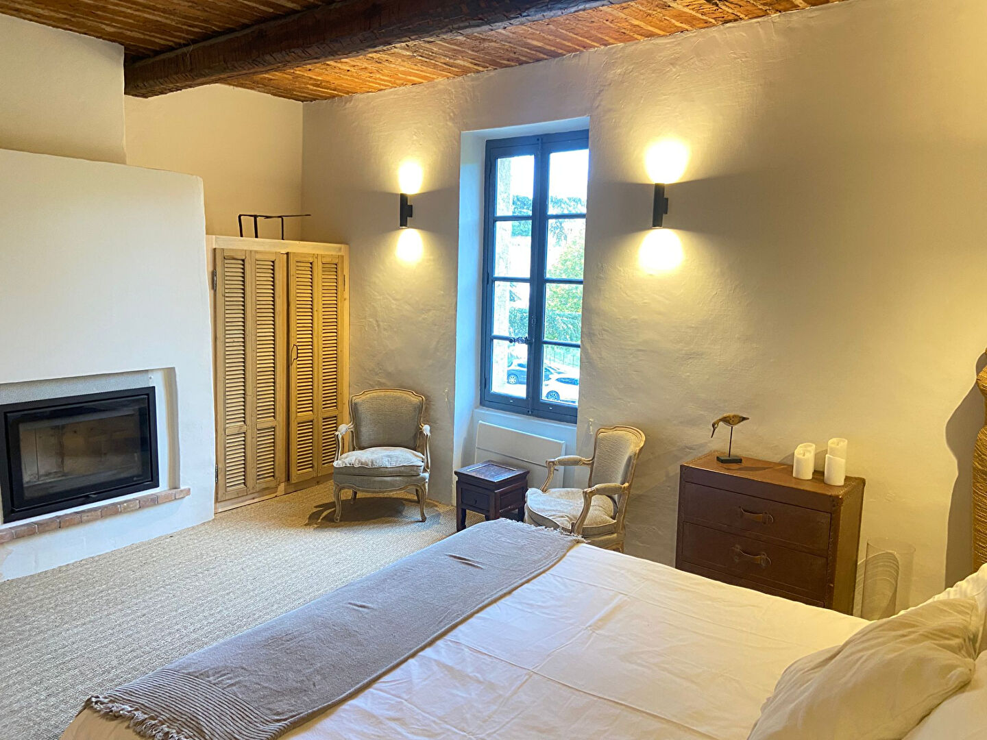 Duplex avec toit- terrasse Vue Château de Lourmarin