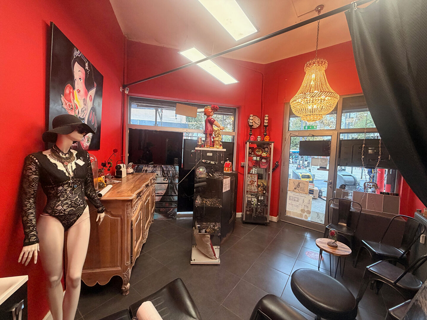 Photo Local commercial Place du 4 Septembre 13007 image 4/5