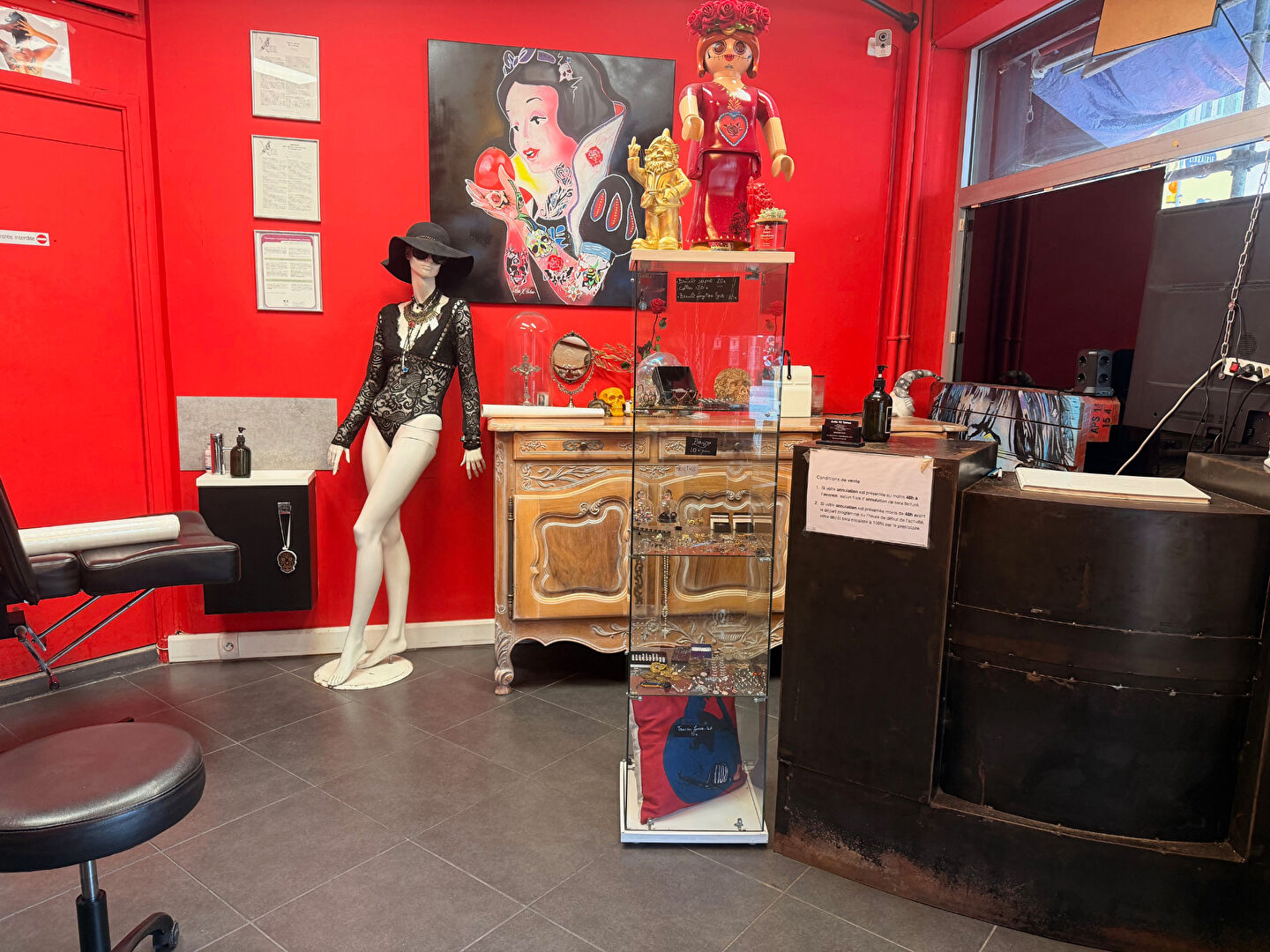 Photo Local commercial Place du 4 Septembre 13007 image 5/5