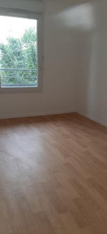 Photo Appartement T3 LA PLAINE ST DENIS - 3 pièce(s) - 64.75 m2 image 5/6