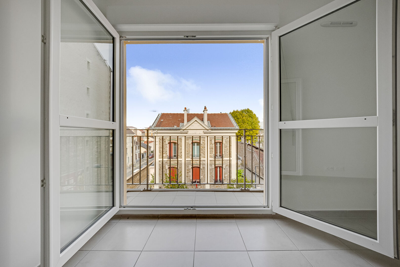 Photo T2 A LOUER  à Saint- Denis -  40 m2/ RUE DANIELLE CASANOVA image 5/6