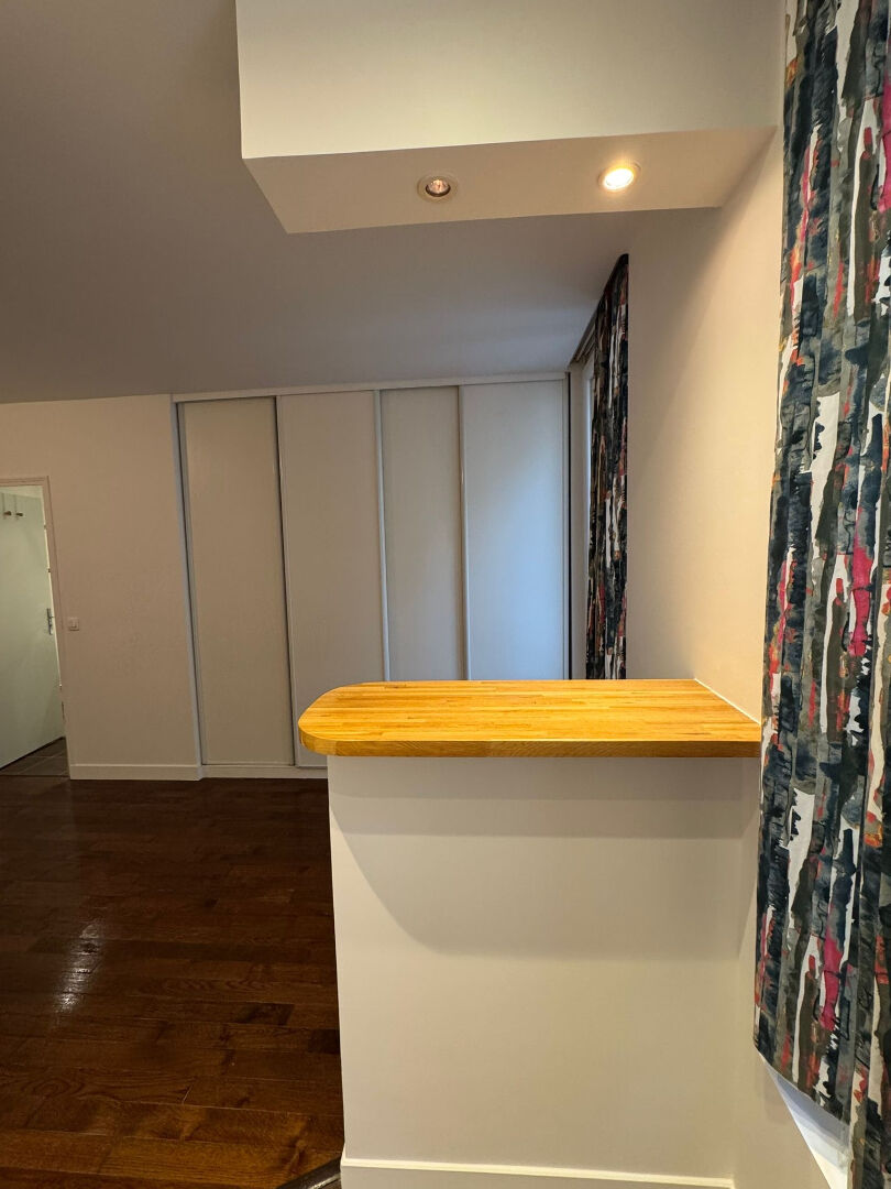 Photo Appartement Paris 1 pièce(s) 26.51 m2 image 5/6