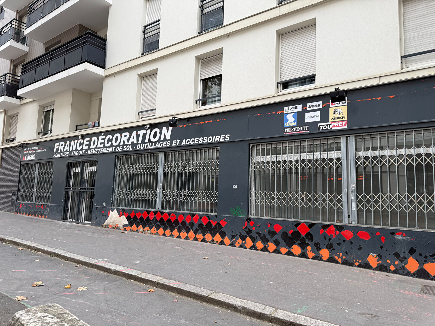 Local commercial Saint Ouen Sur Seine 93.91 m2