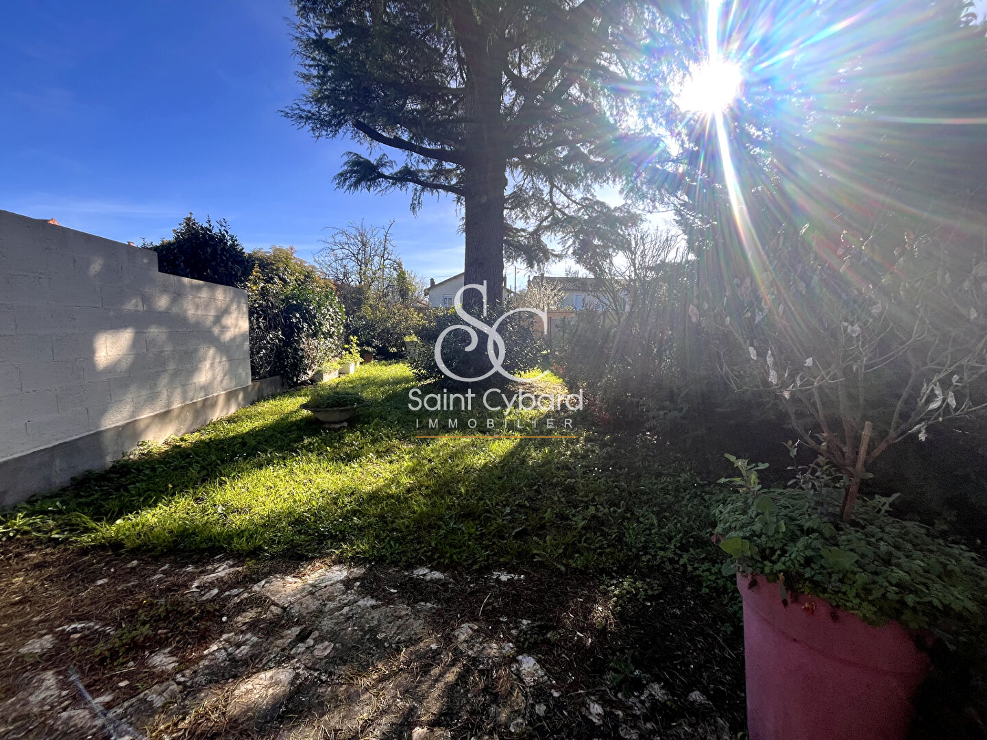 Agence immobilière de SAINT CYBARD IMMOBILIER Angouleme - SAINT CYBARD IMMOBILIER