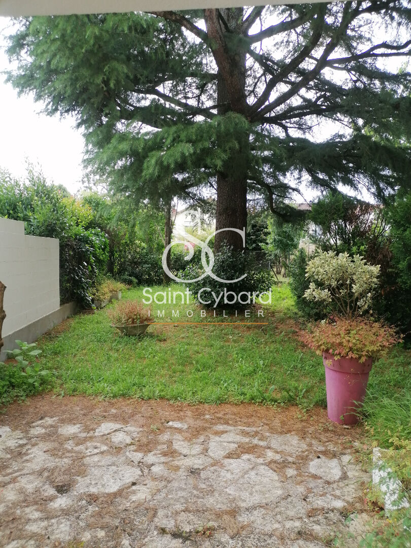 Angoulême  - Maison avec garage et jardin