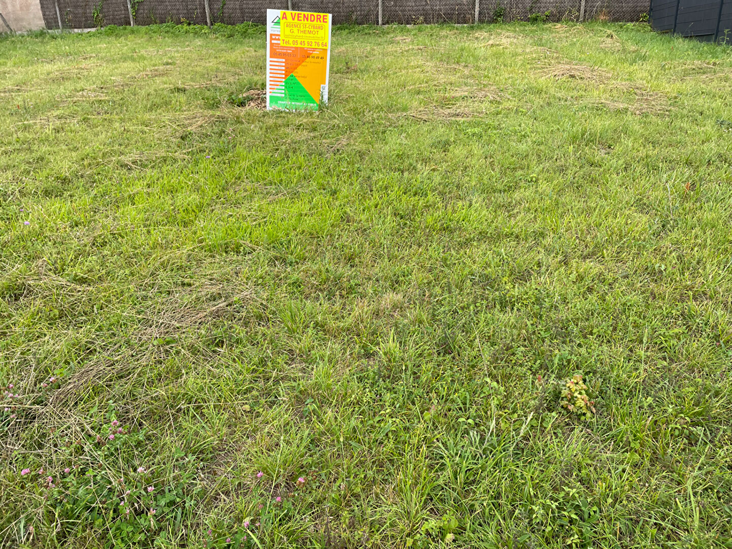 Terrain à vendre à FLEAC - Référence 315