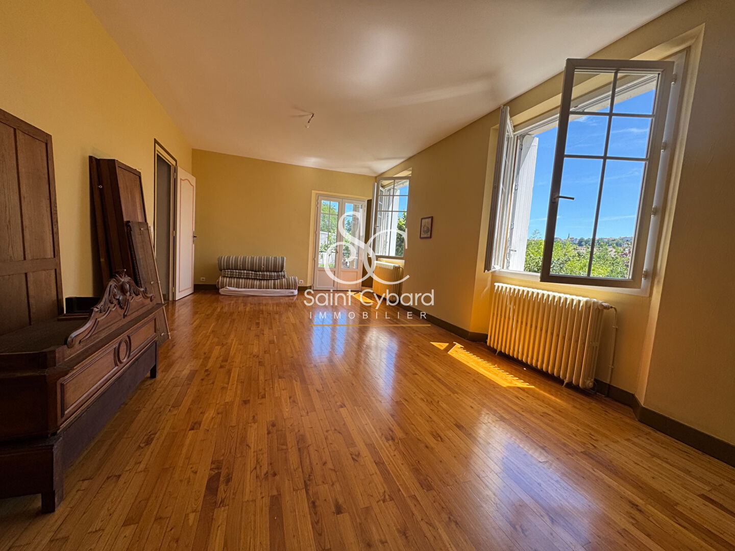 Photo Maison Angouleme 6 pièce(s) 155 m2 image 2/6