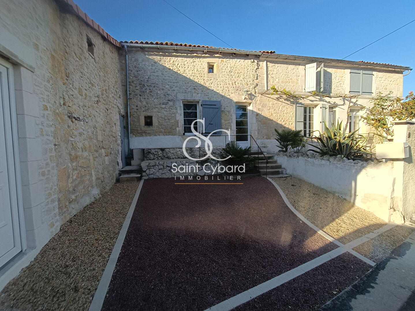 Grande Maison Charentaise 6 pièce(s) avec studio indépendant