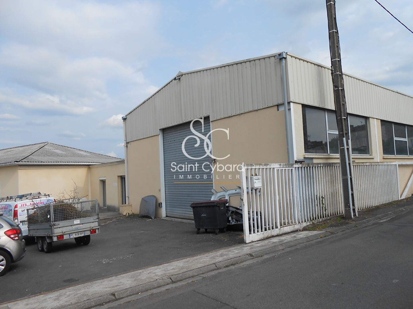 Local commercial - Gond Pontouvre secteur La Madeleine