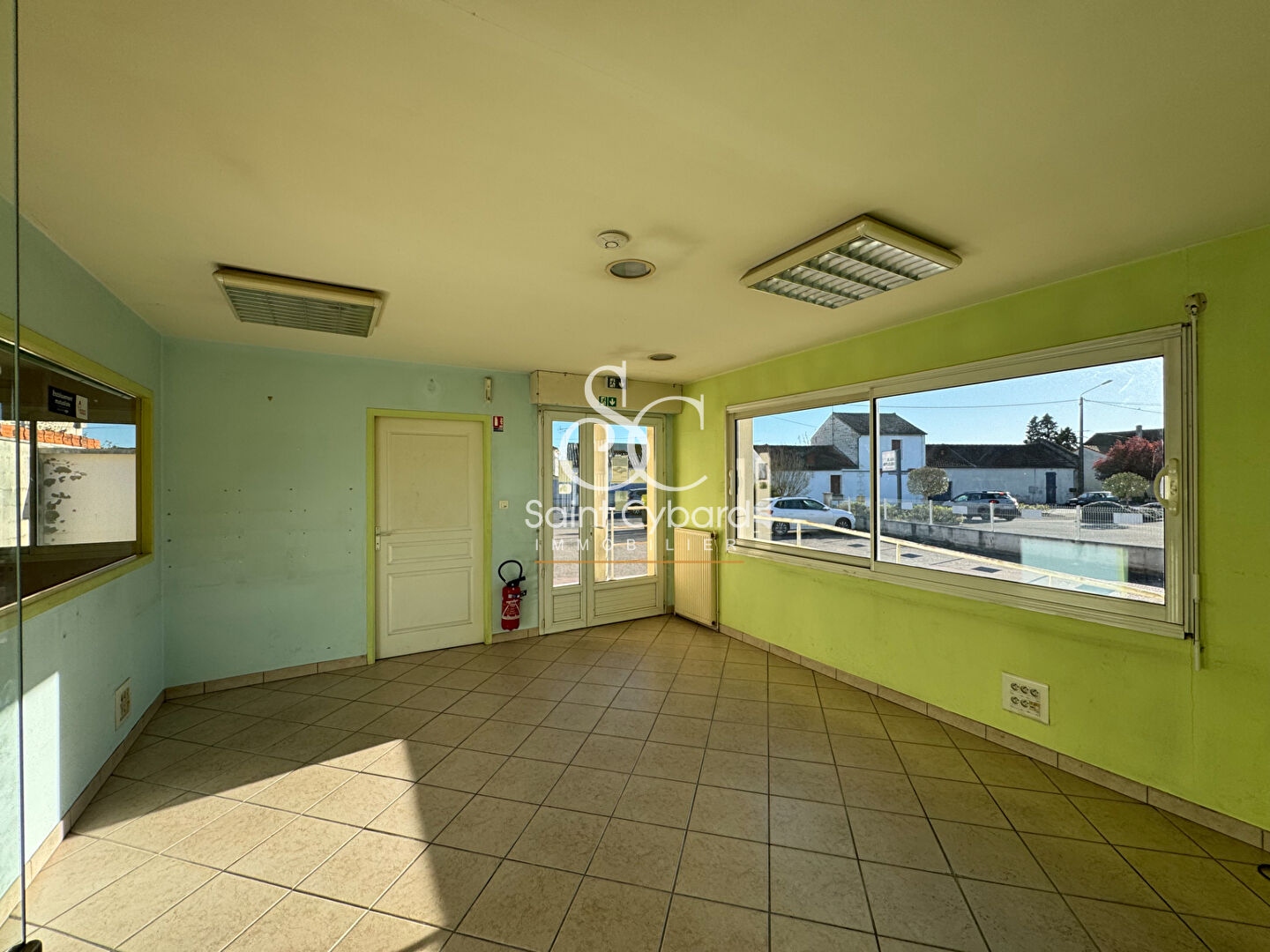 Photo Local commercial Saint Yrieix Sur Charente image 5/6