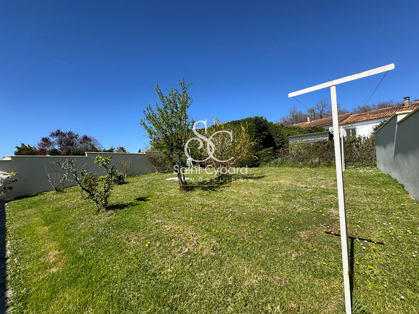 Angoulême - Maison plain pied avec garage et jardin
