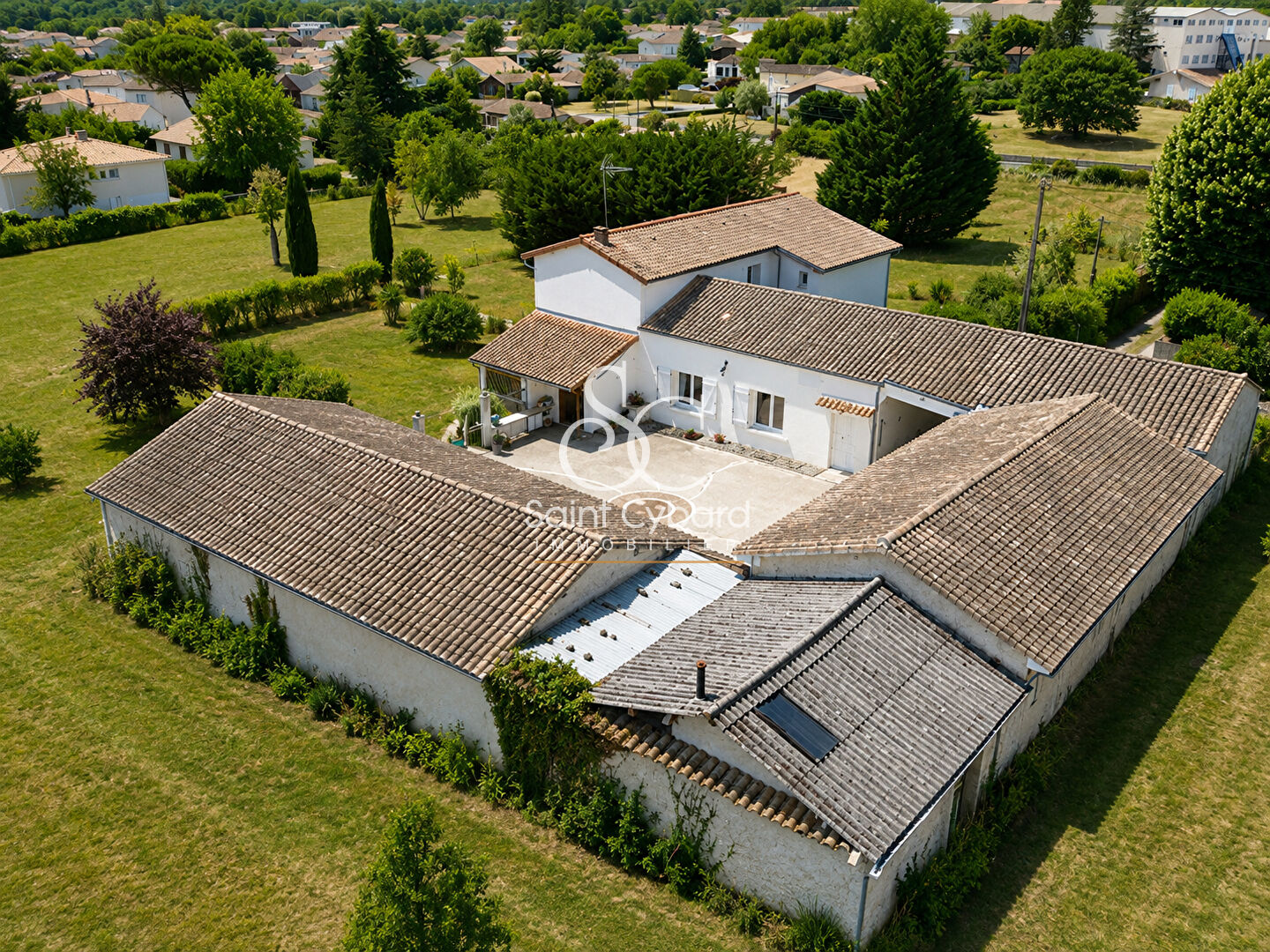 Agence immobilière de SAINT CYBARD IMMOBILIER Angouleme - SAINT CYBARD IMMOBILIER