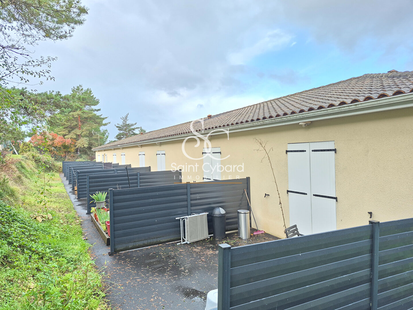 Photo Immeuble de rapport composé de 6 studios + 6 T2 image 2/6