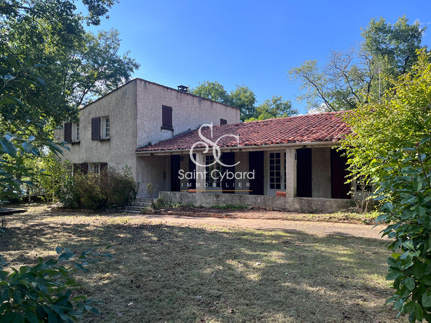 Photo Maison spacieuse à vendre à Puymoyen - 4 chambres et grand jardin ! image 1/6