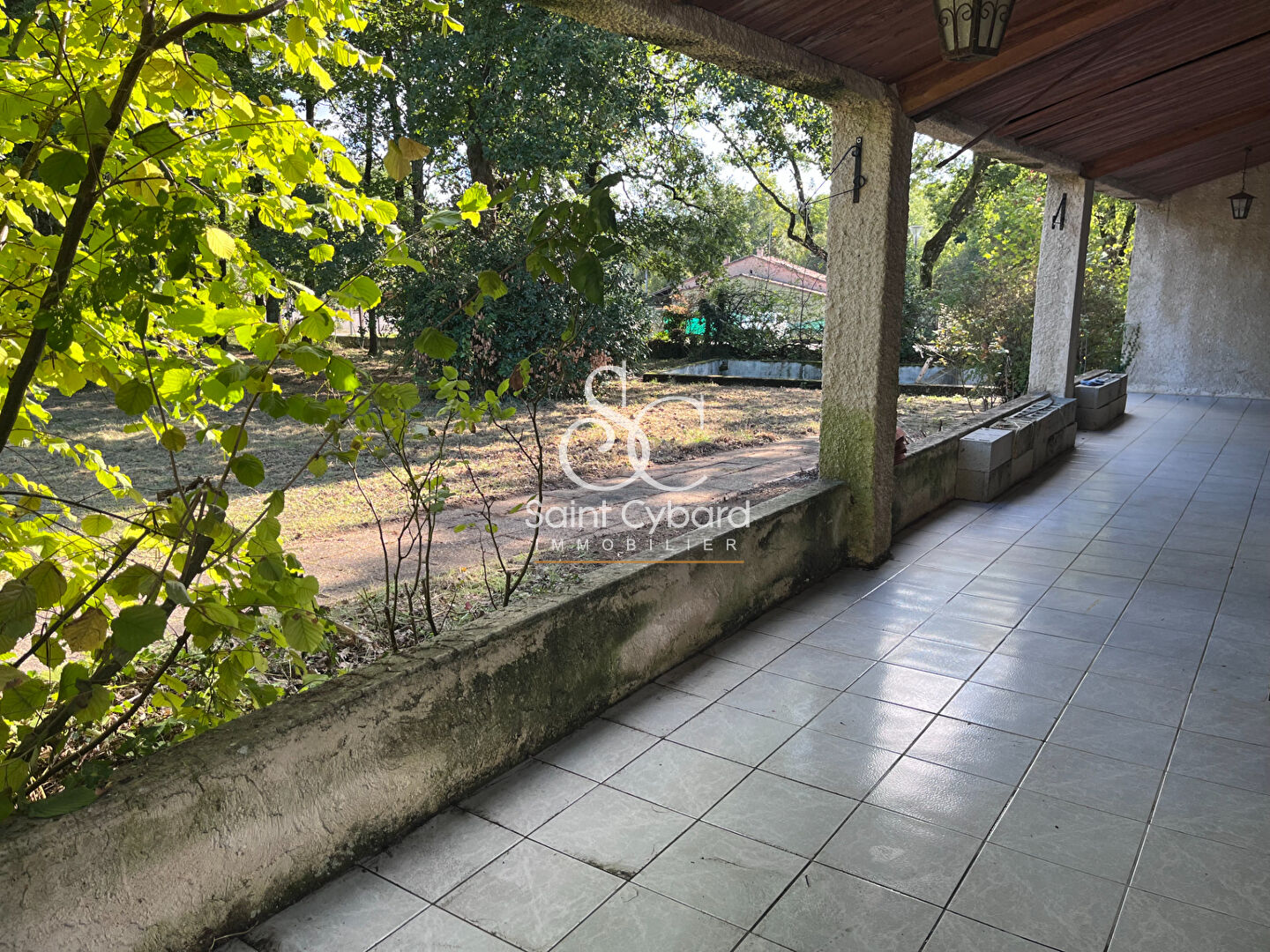 Photo Maison spacieuse à vendre à Puymoyen - 4 chambres et grand jardin ! image 4/6