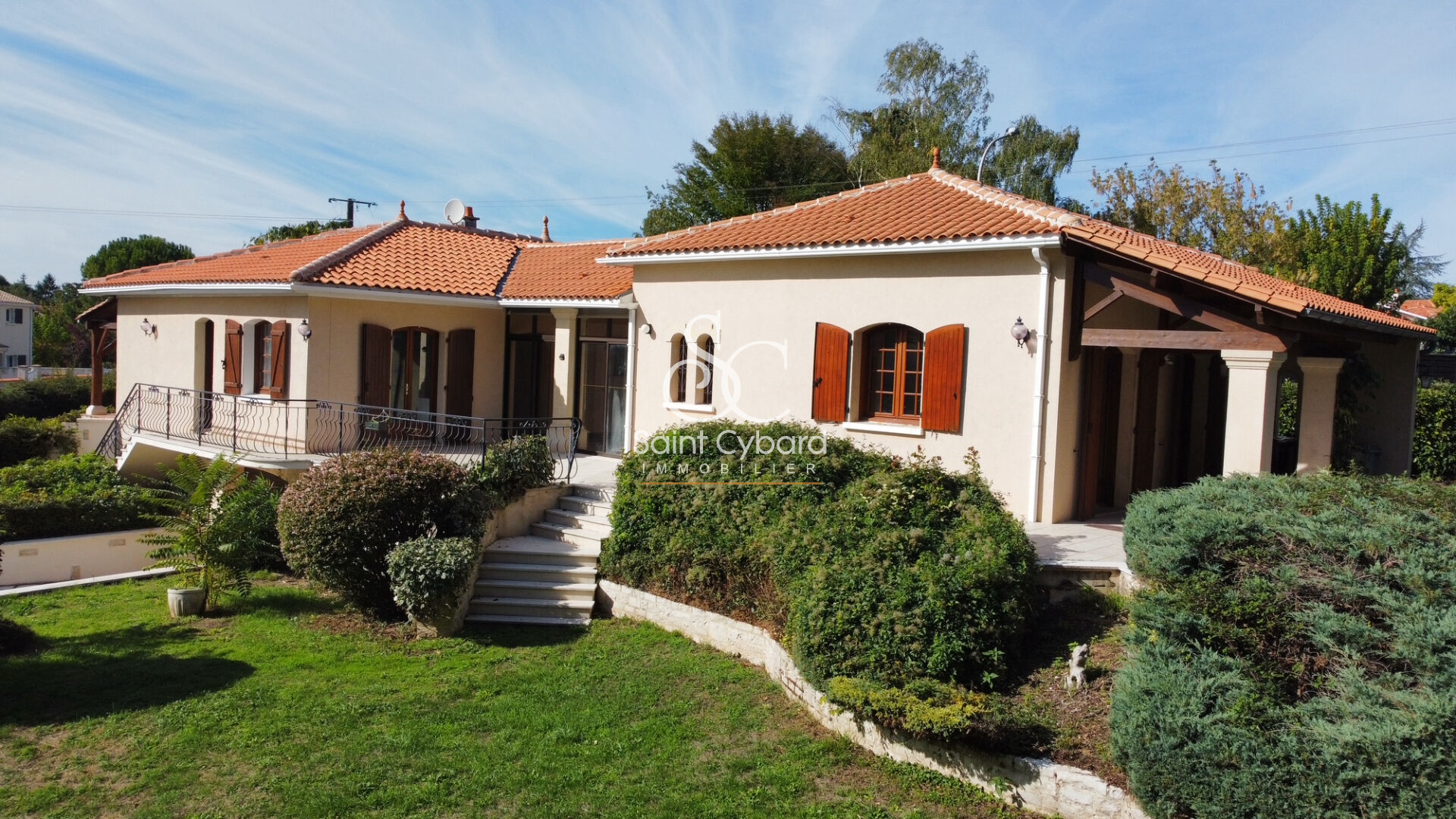 Agence immobilière de SAINT CYBARD IMMOBILIER Angouleme - SAINT CYBARD IMMOBILIER