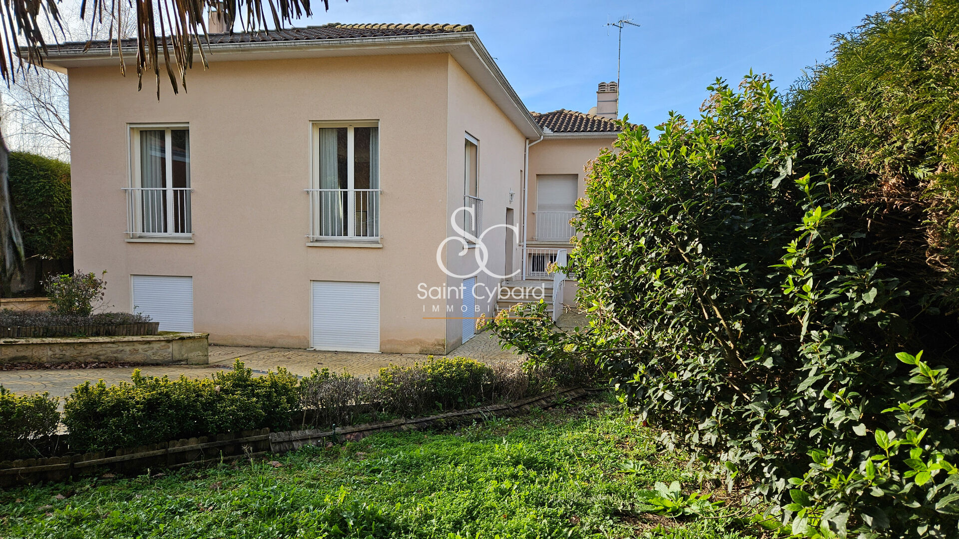 Agence immobilière de SAINT CYBARD IMMOBILIER Angouleme - SAINT CYBARD IMMOBILIER