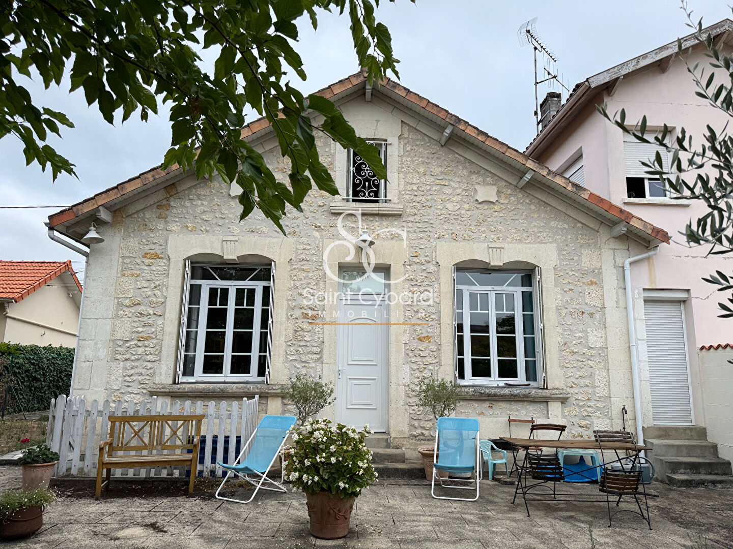 Agence immobilière de SAINT CYBARD IMMOBILIER Angouleme - SAINT CYBARD IMMOBILIER