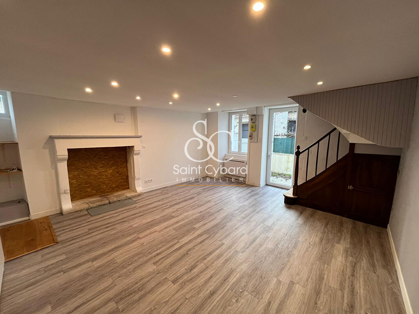 Agence immobilière de SAINT CYBARD IMMOBILIER Angouleme - SAINT CYBARD IMMOBILIER