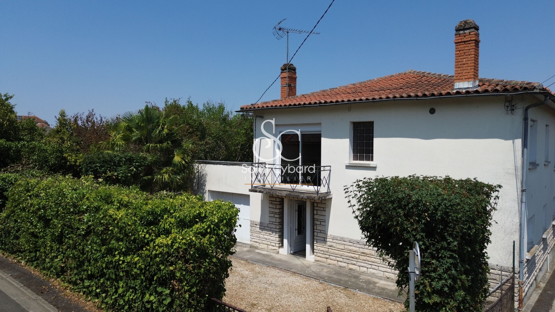 Agence immobilière de SAINT CYBARD IMMOBILIER Angouleme - SAINT CYBARD IMMOBILIER