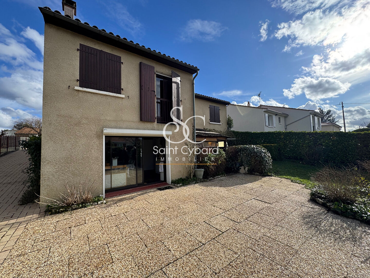Agence immobilière de SAINT CYBARD IMMOBILIER Angouleme - SAINT CYBARD IMMOBILIER