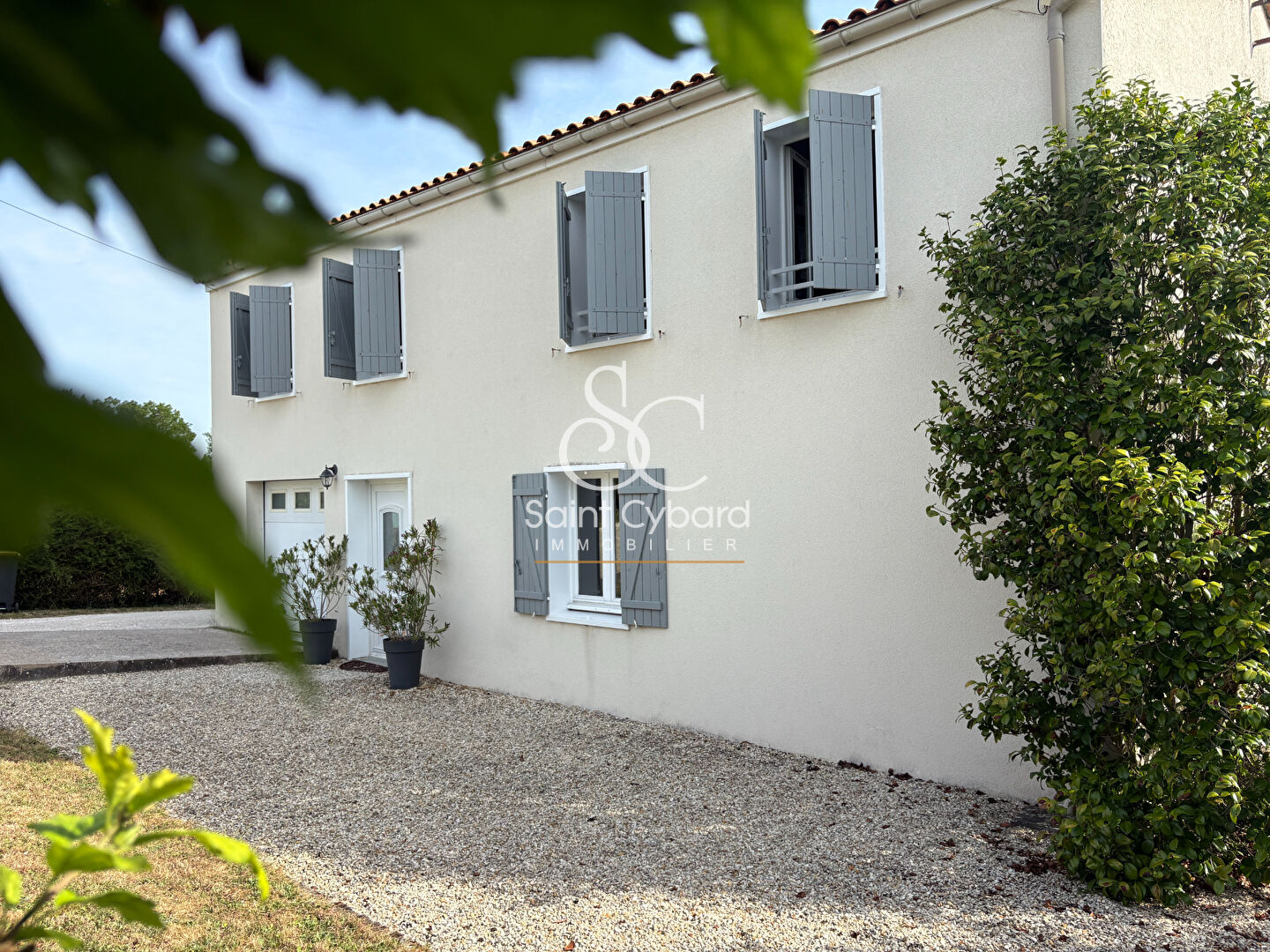 Agence immobilière de SAINT CYBARD IMMOBILIER Angouleme - SAINT CYBARD IMMOBILIER